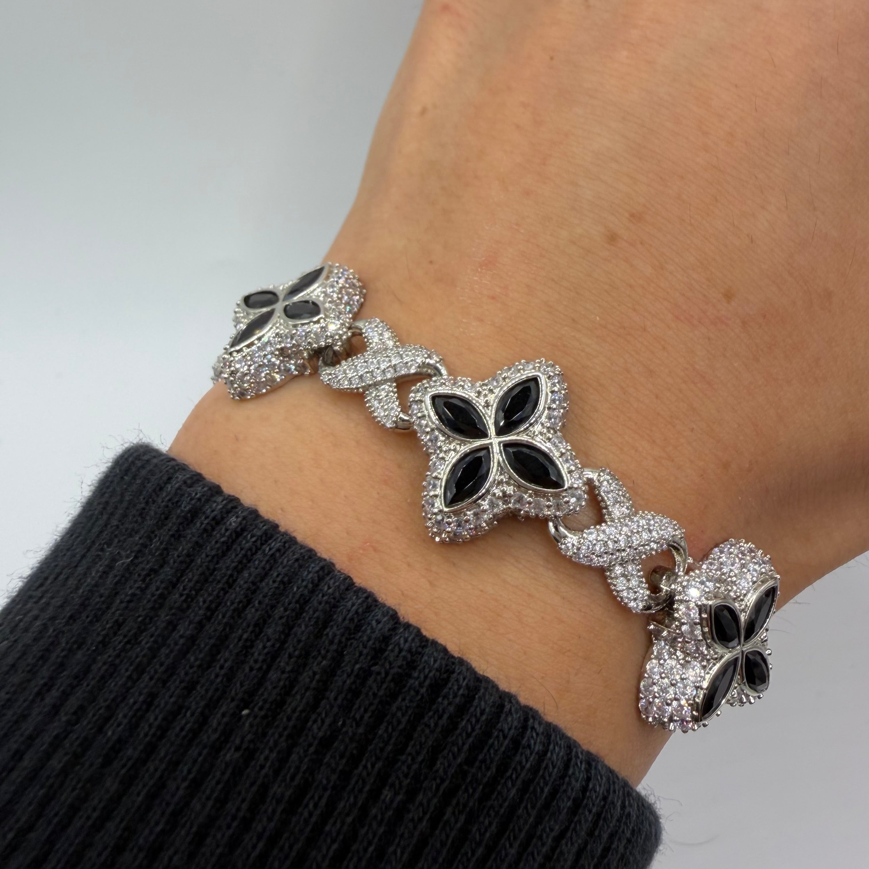 Flower Bracelet Silver Black – Bransoletka Cyrkonie